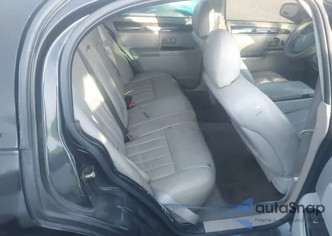 2005 Lincoln Town Car Signature from USA, damaged, VIN 1LNHM81W45Y627586